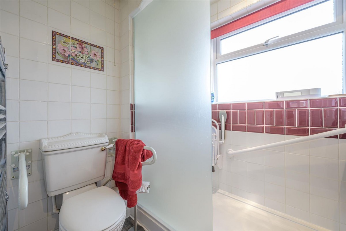 Francis Close, Kingswinford, DY6 7RW