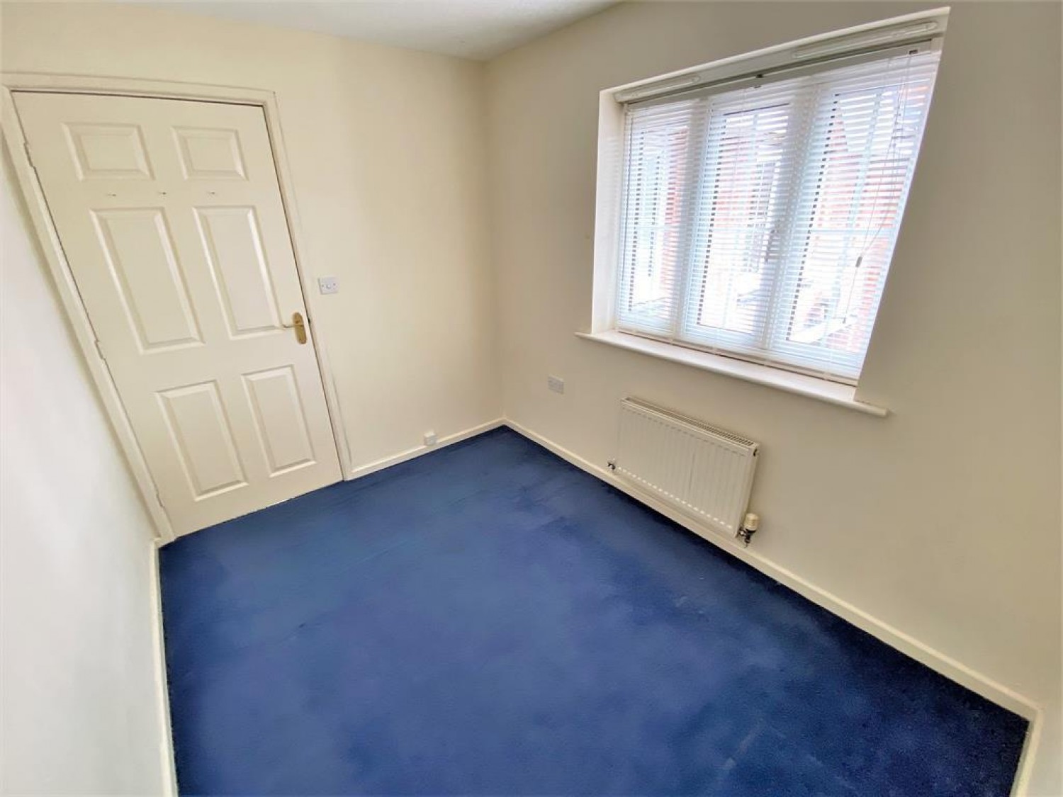 Lawnwood Drive, Goldthorpe, Rotherham, S63 9GD