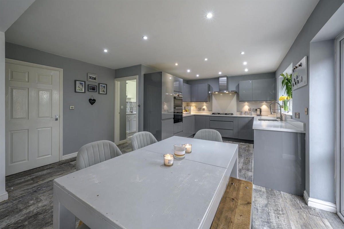 Chantry Road, Stourton, Stourbridge, DY7 6SA