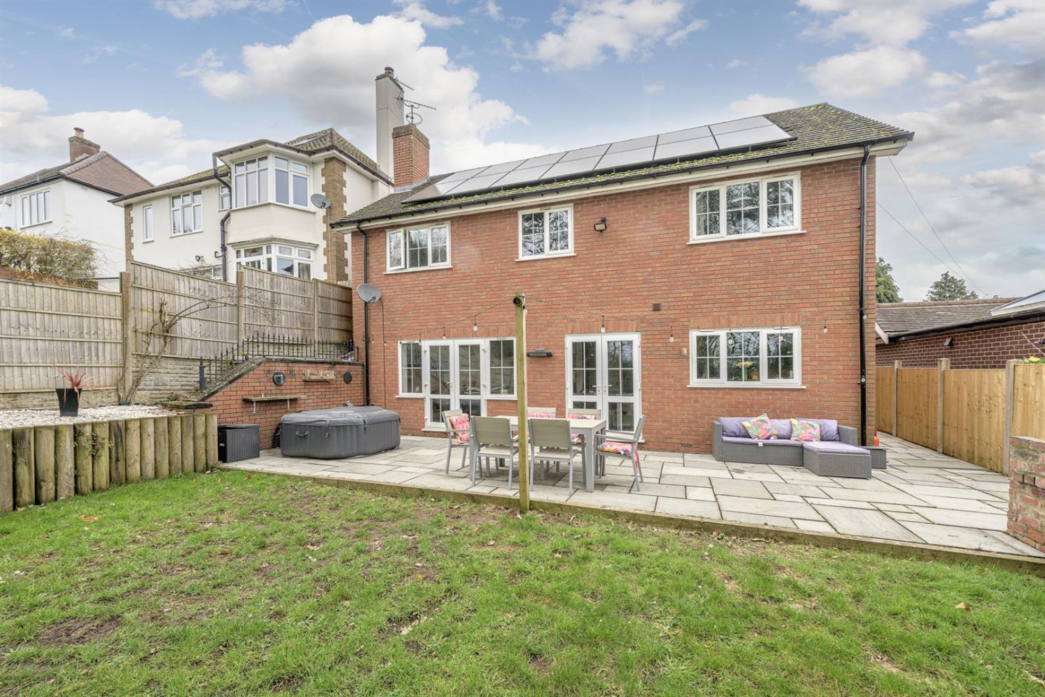 Chantry Road, Stourton, Stourbridge, DY7 6SA