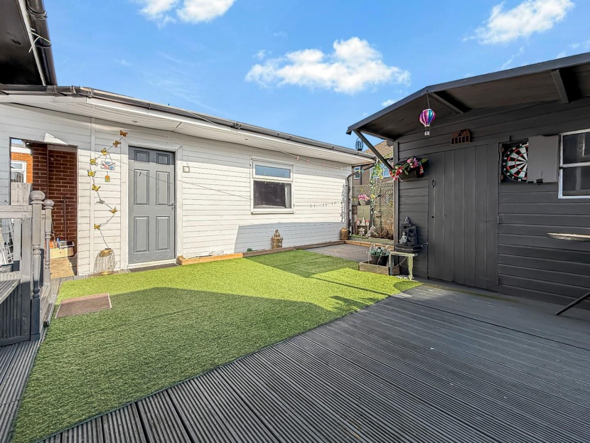 Meadow Park Crescent, Stanningley, Pudsey