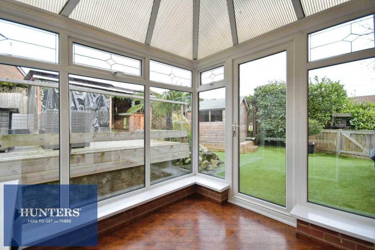 Limecroft View, Wingerworth, Chesterfield, S42 6NR