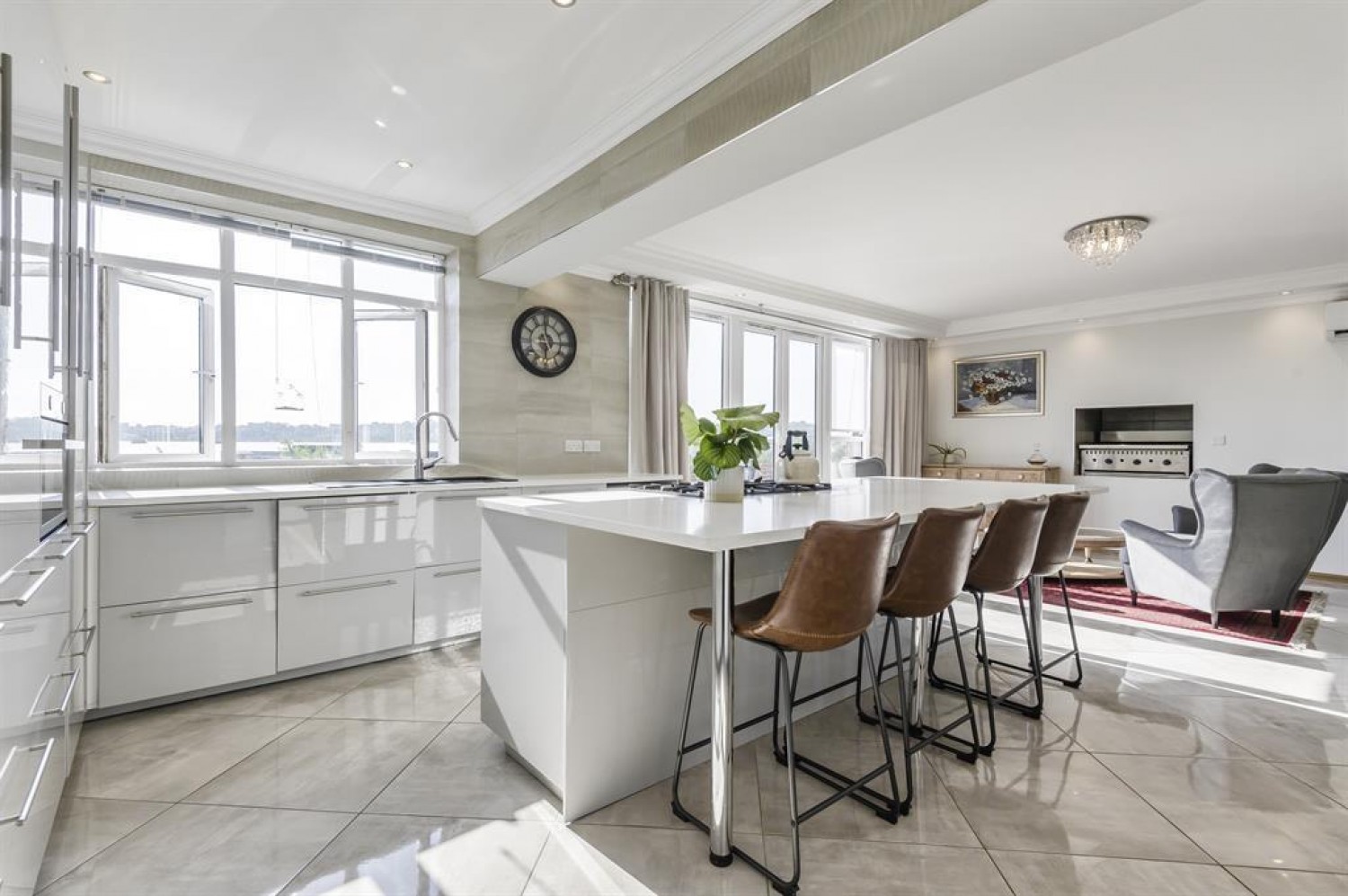 Cuxton Road, Rochester, ME2 2NJ