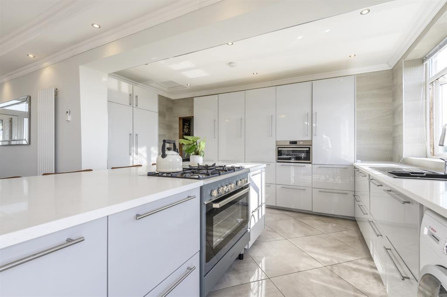 Cuxton Road, Rochester, ME2 2NJ