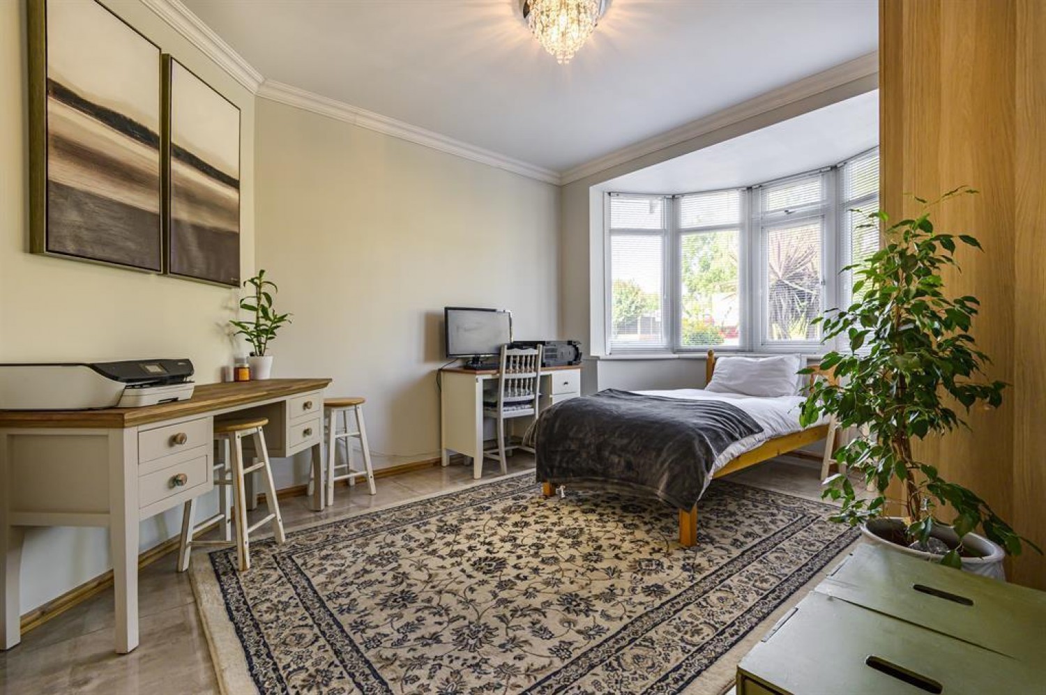 Cuxton Road, Rochester, ME2 2NJ