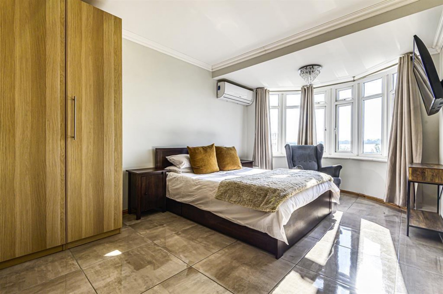 Cuxton Road, Rochester, ME2 2NJ