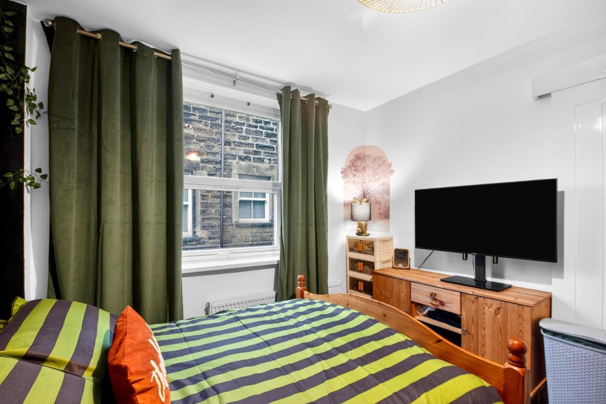 Flat 2 23 Dragon Parade, Harrogate