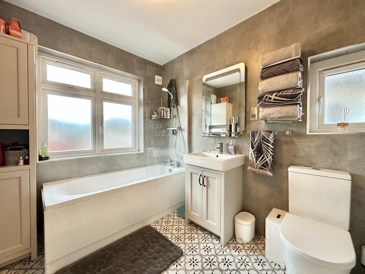 Fairdale Gardens, Hayes