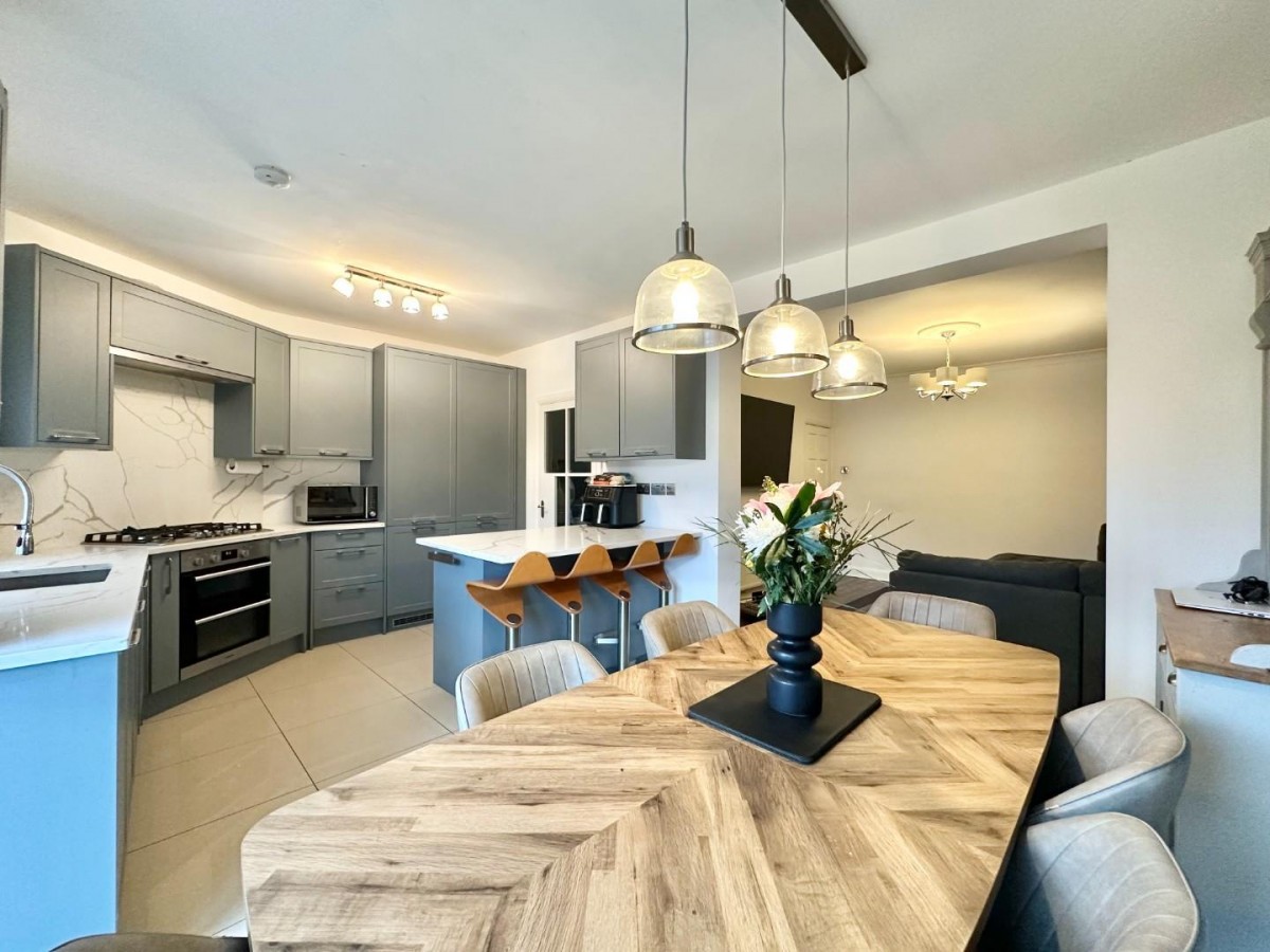 Fairdale Gardens, Hayes