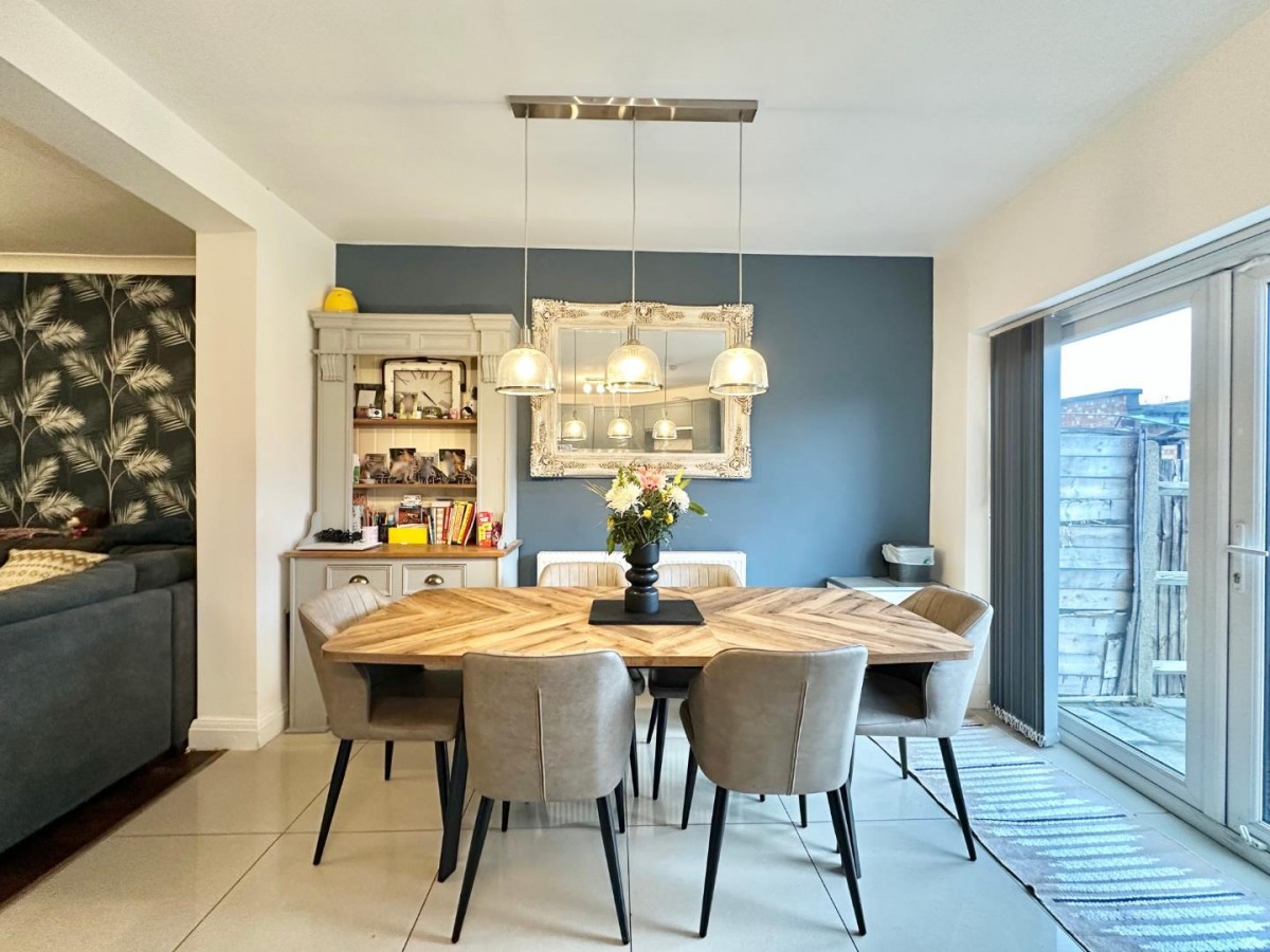 Fairdale Gardens, Hayes