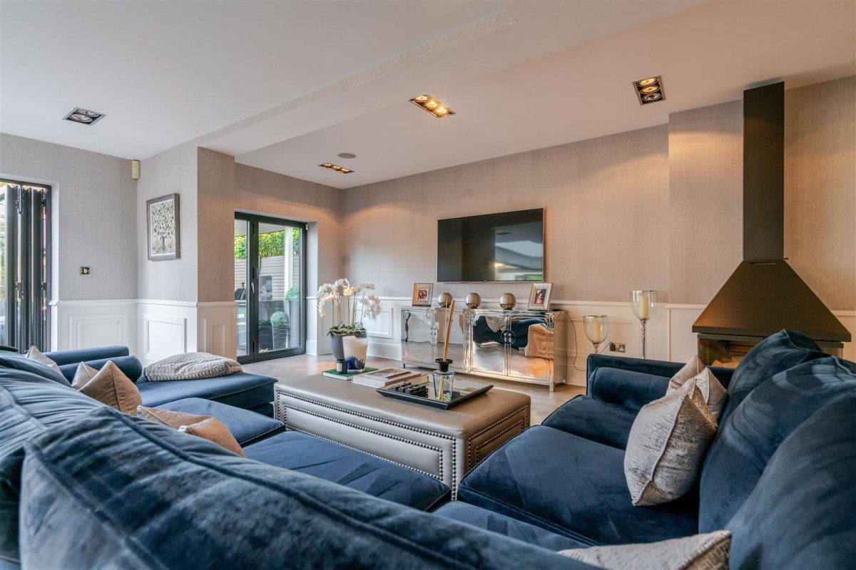 Leigh Road, Worsley, Manchester