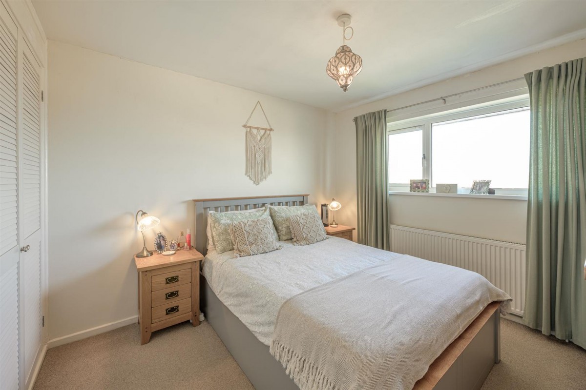 Woodstock Drive, Stourbridge, DY8 5HY