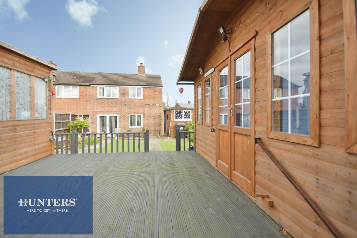 2 bedroom House for sale in Summerfield Crescent, Brimington, Chesterfield, S43 1EZ