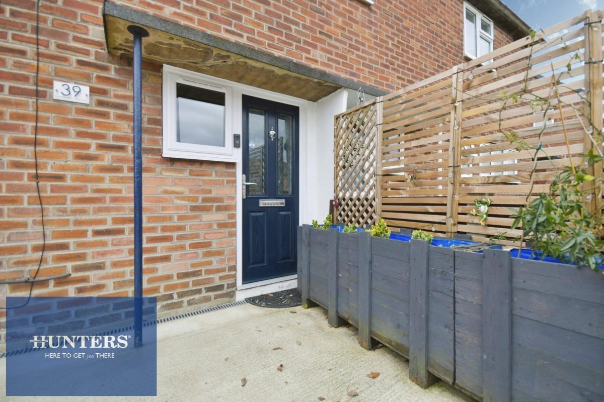 Summerfield Crescent, Brimington, Chesterfield, S43 1EZ