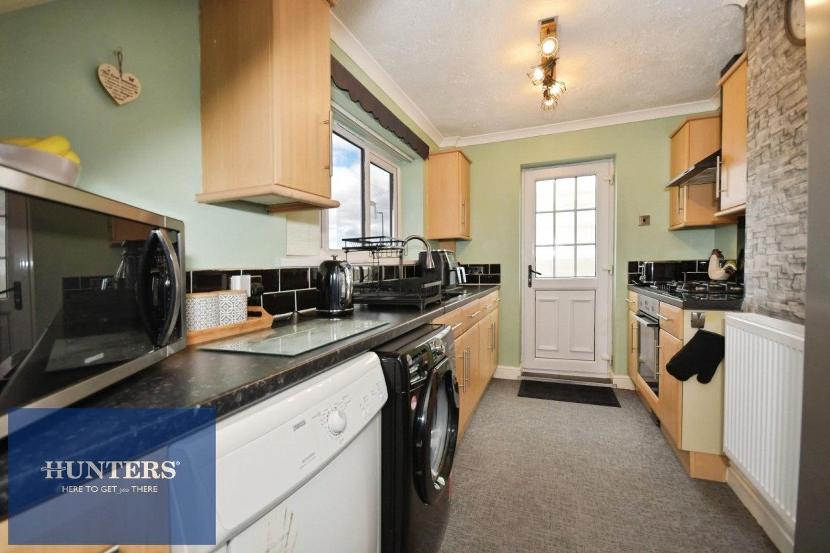 Summerfield Crescent, Brimington, Chesterfield, S43 1EZ