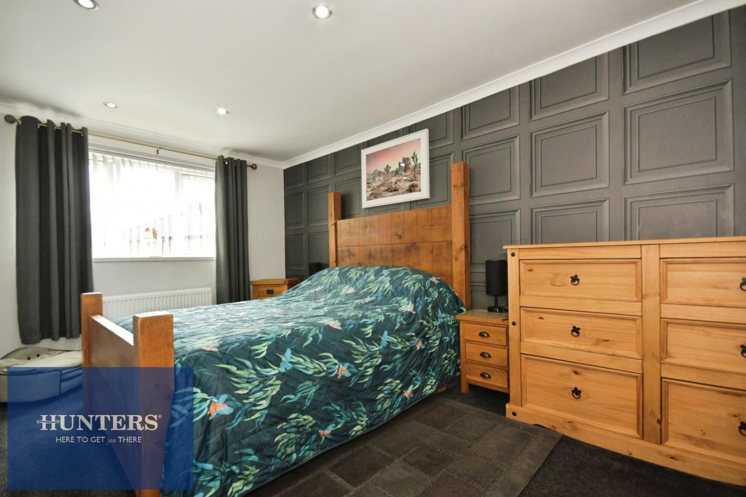2 bedroom House for sale in Summerfield Crescent, Brimington, Chesterfield, S43 1EZ