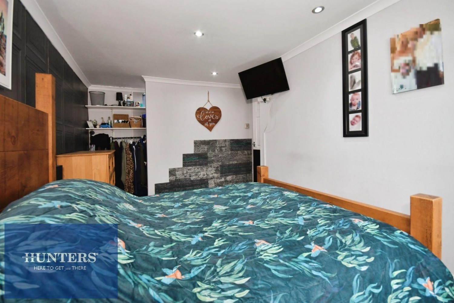 2 bedroom House for sale in Summerfield Crescent, Brimington, Chesterfield, S43 1EZ