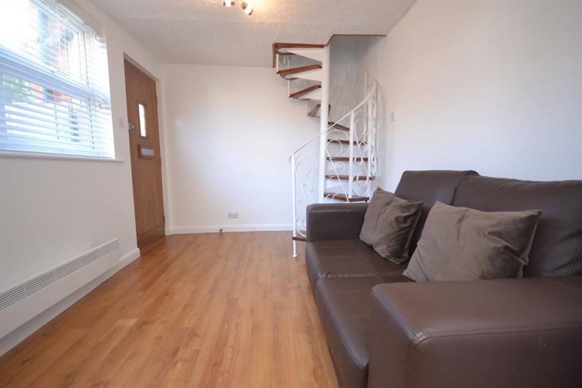 Gloucester Road, Reading, RG30 2TH