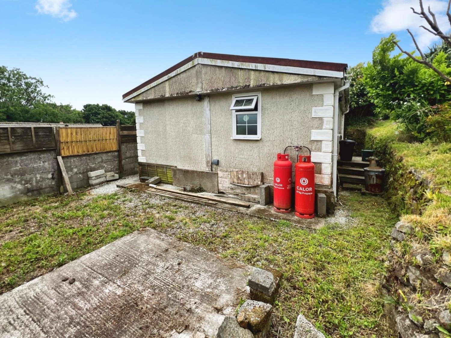 Fantastic Building Plot, Carnkie
