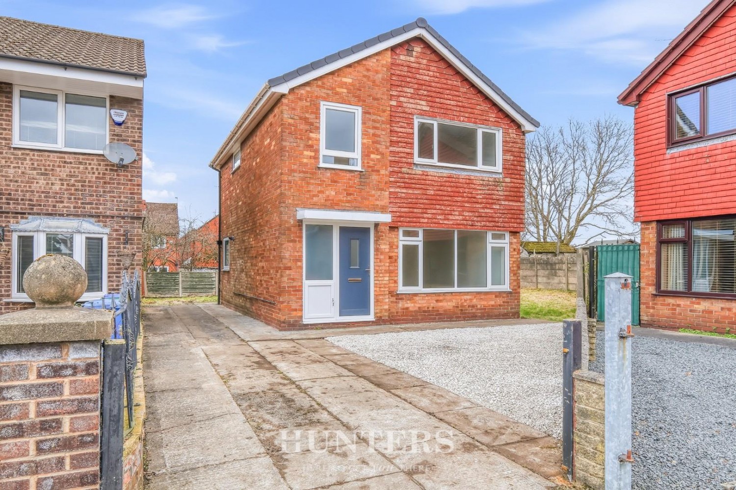 3 bedroom House for sale in Arnold Drive, Middleton, M24