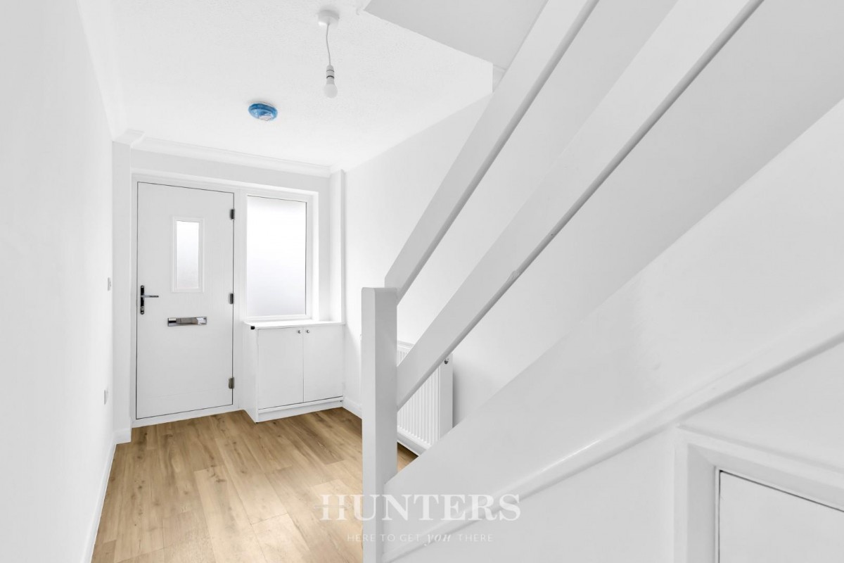 Arnold Drive, Middleton, M24