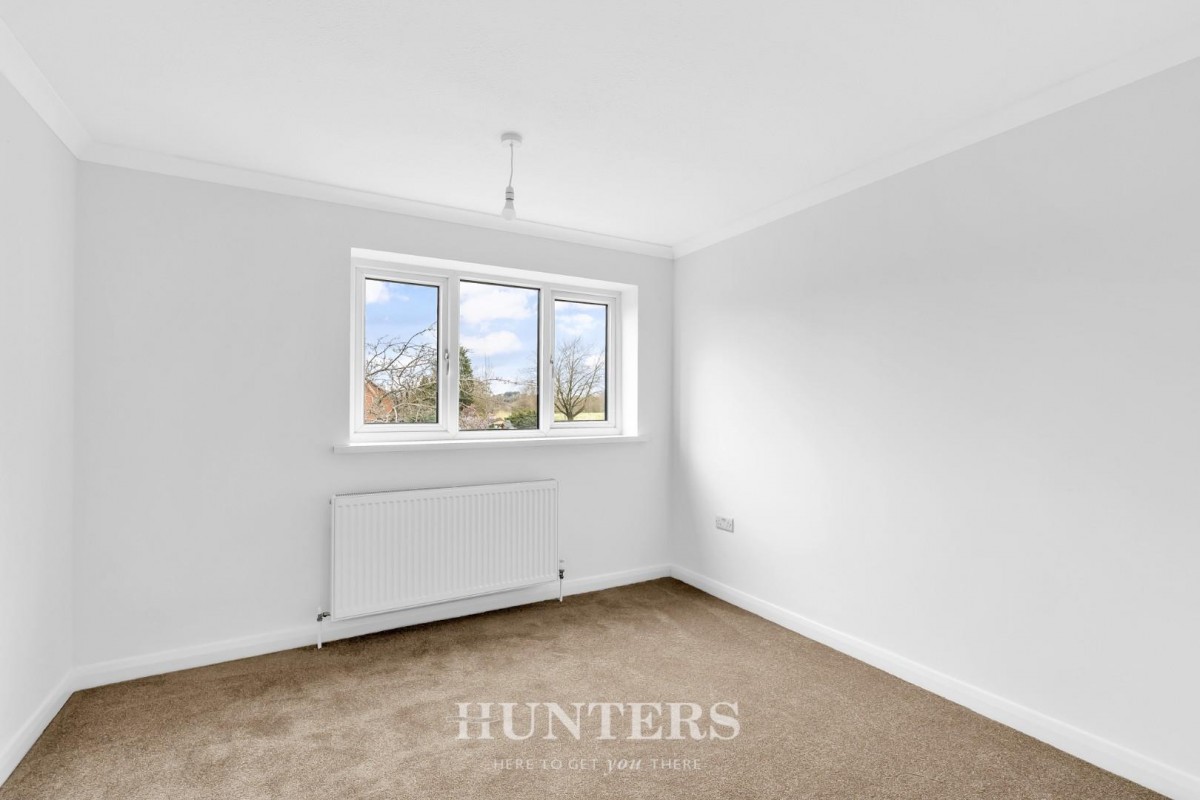 Arnold Drive, Middleton, M24
