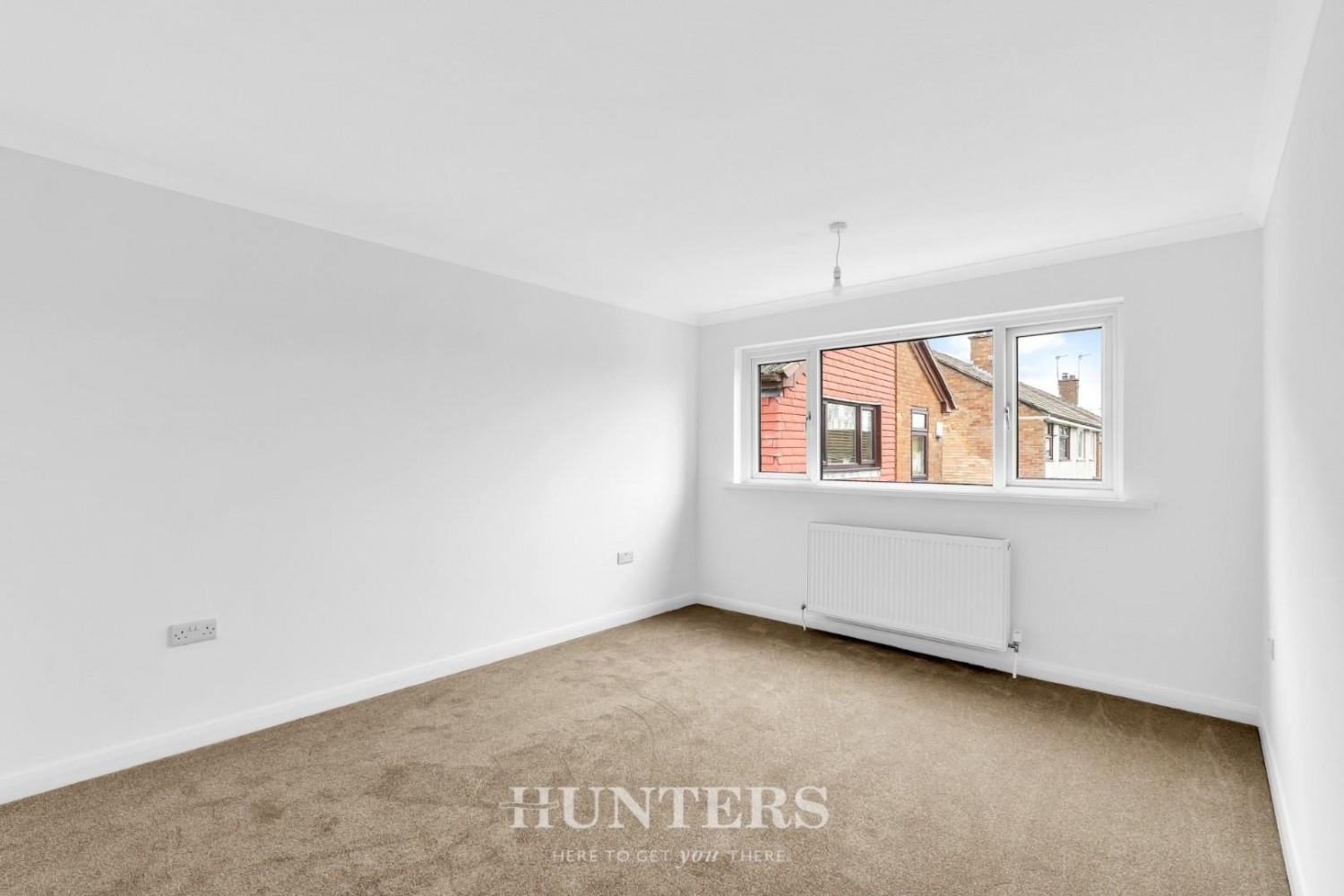 3 bedroom House for sale in Arnold Drive, Middleton, M24