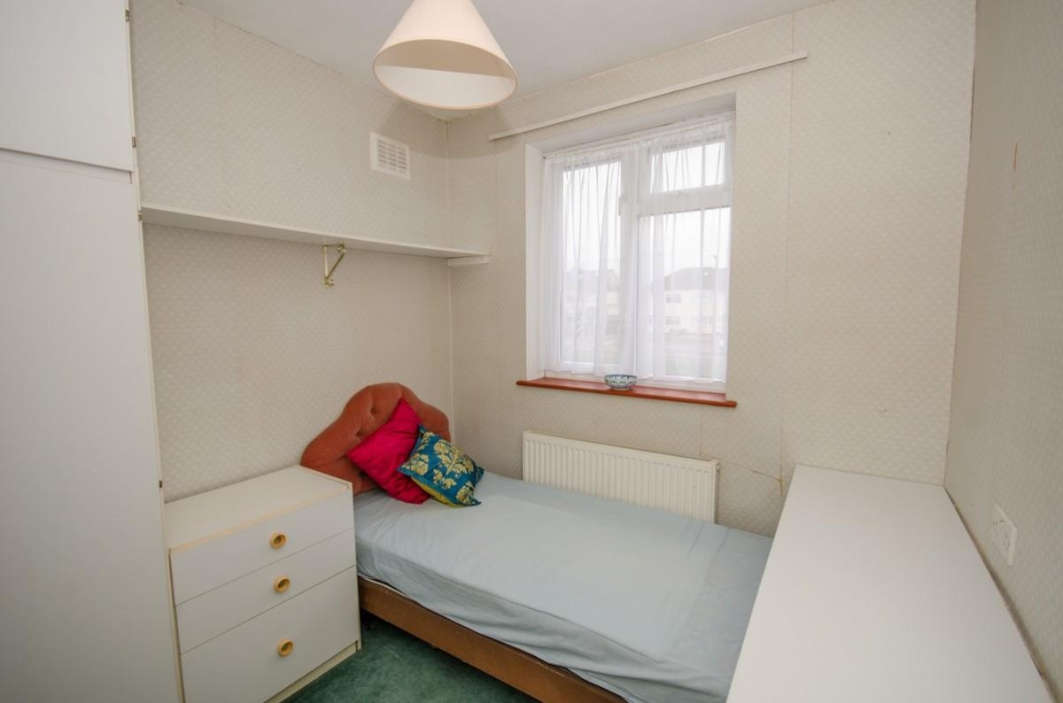 Bromley Heath Road, Downend, Bristol, BS16 6JT