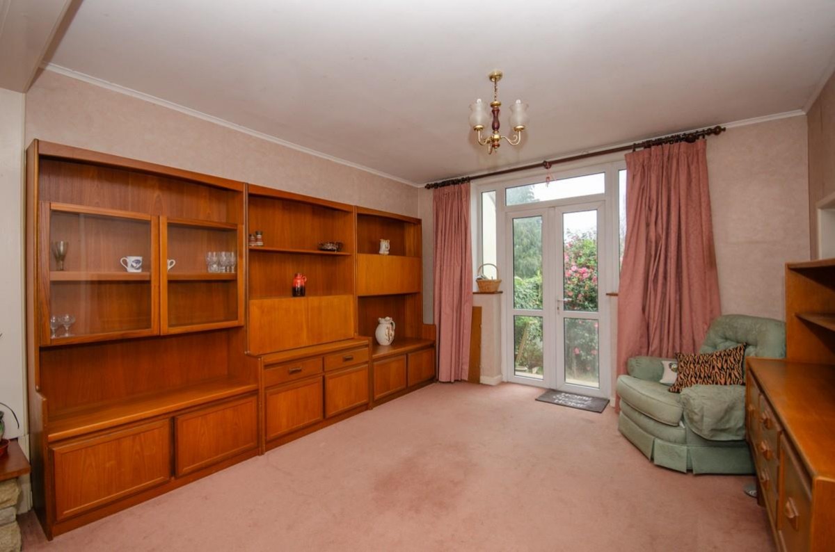 Bromley Heath Road, Downend, Bristol, BS16 6JT