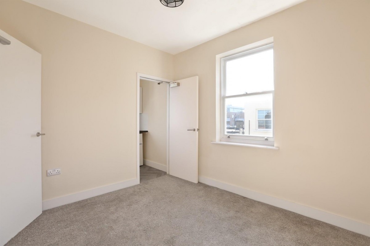 35 Dartmouth Road, London