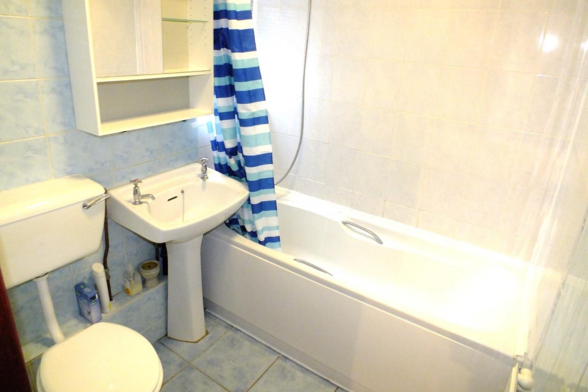 West Park Close, Roundhay