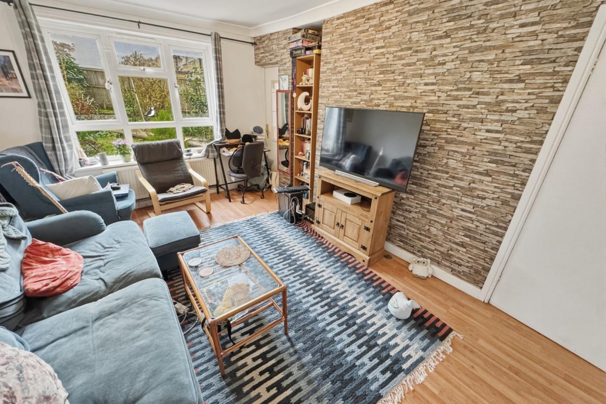 West Park Close, Roundhay