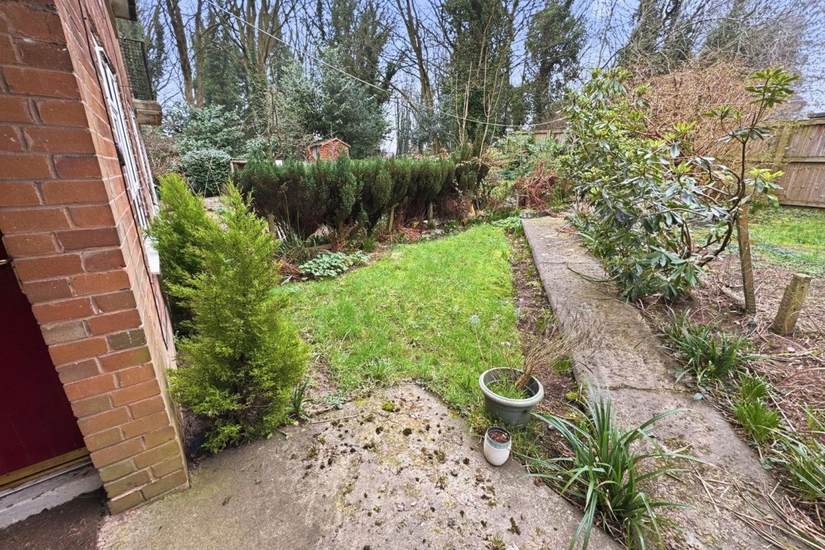 West Park Close, Roundhay