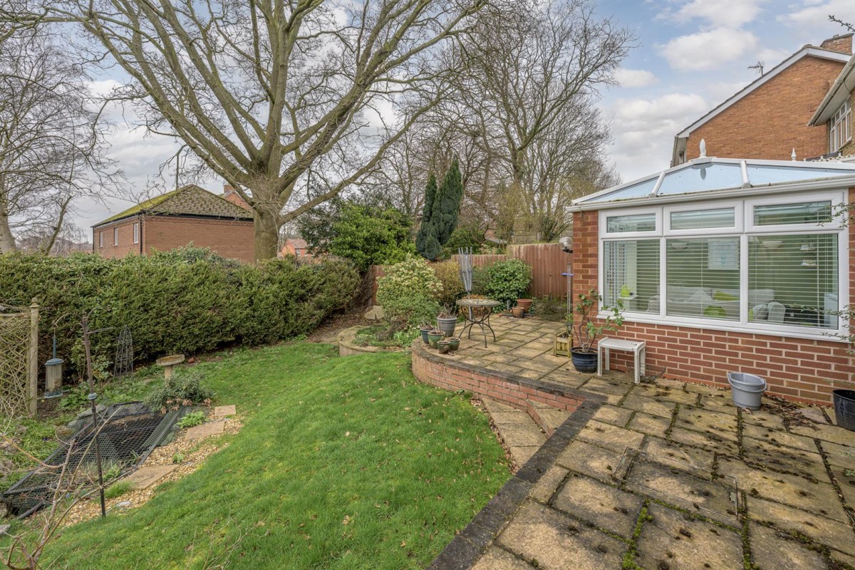 Ashdown Drive, Wordsley, DY8 5QY