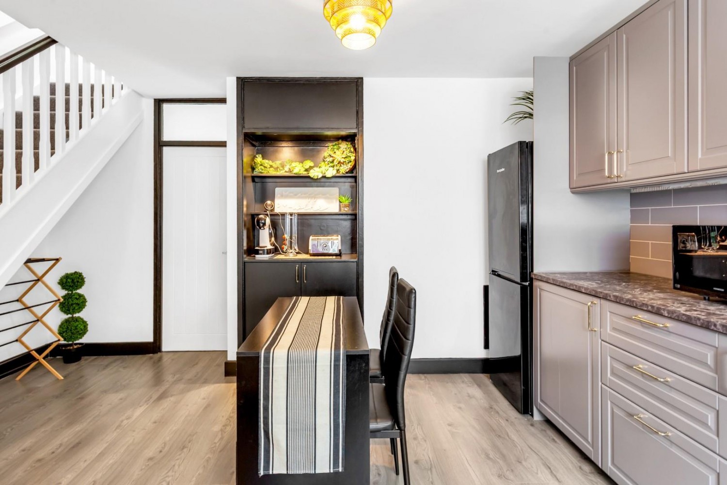 Elton Place, London, N16