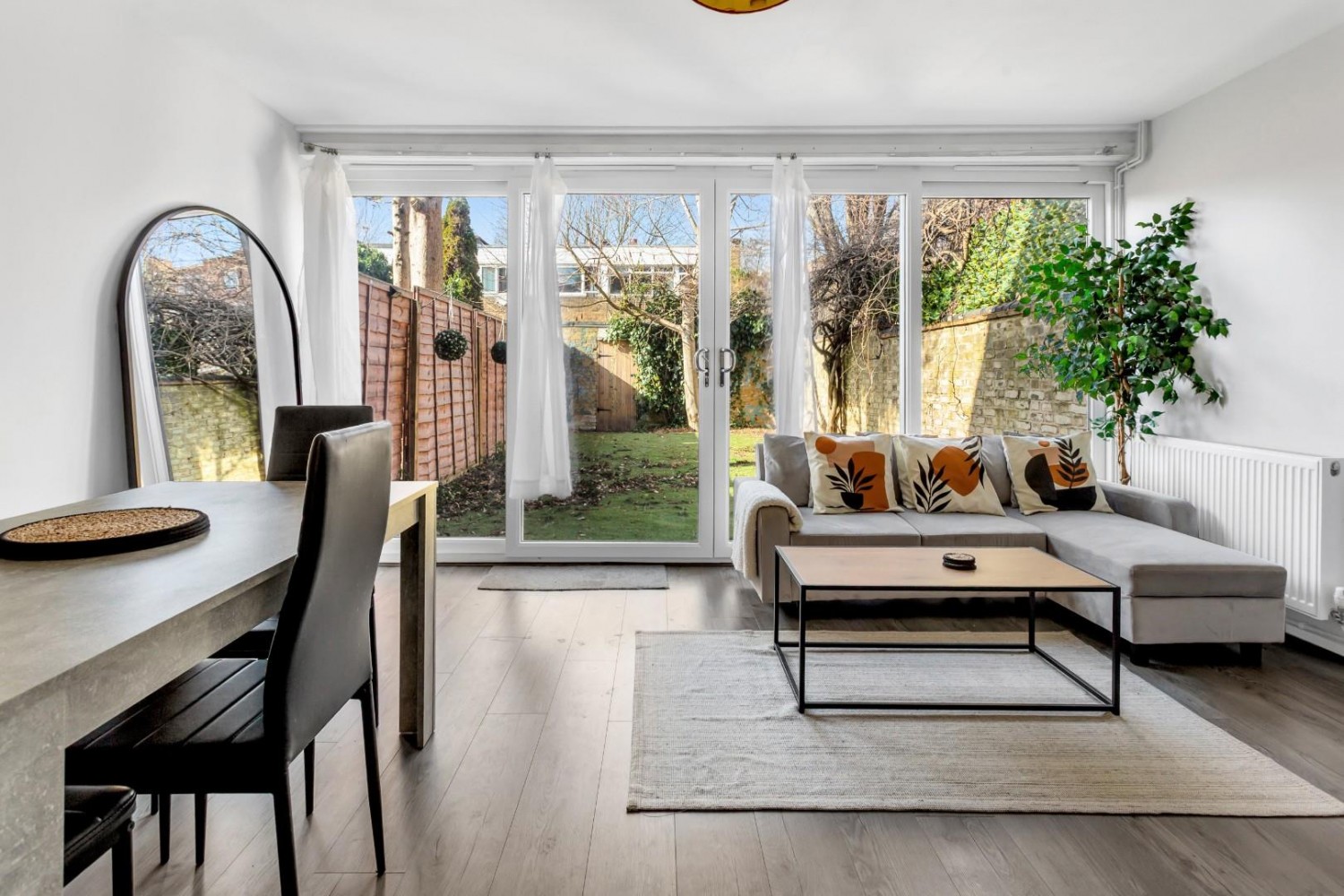 Elton Place, London, N16