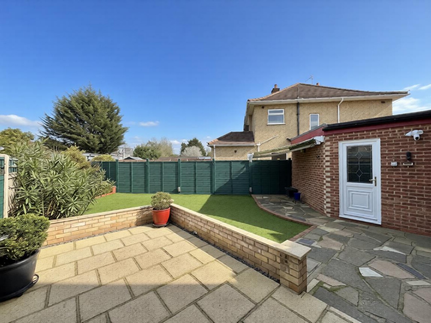 Adelphi Crescent, Hayes