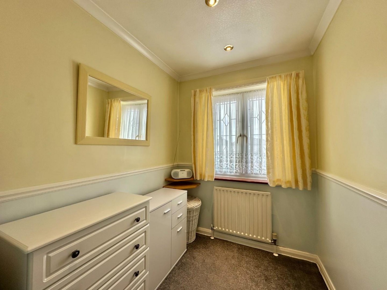 Adelphi Crescent, Hayes