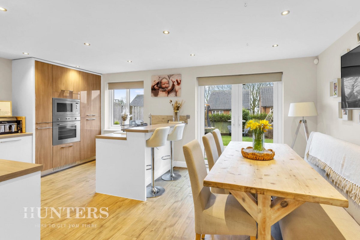 Woolfenden Way, Wardle, OL12 9SS