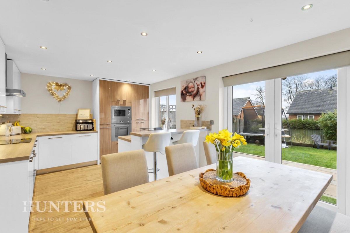Woolfenden Way, Wardle, OL12 9SS