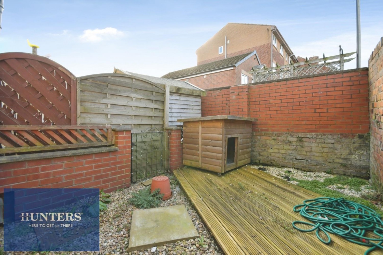 2 bedroom House for sale in South Street North, New Whittington, Chesterfield, S43 2AD