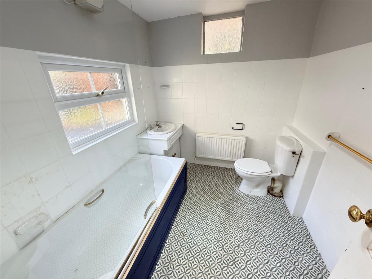 South Road, Stourbridge, DY8 3YB