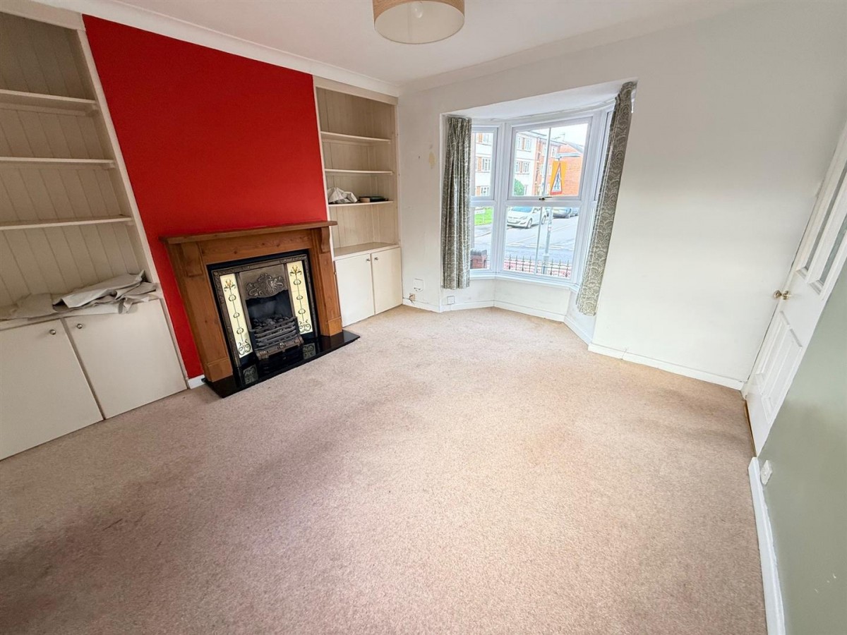 South Road, Stourbridge, DY8 3YB