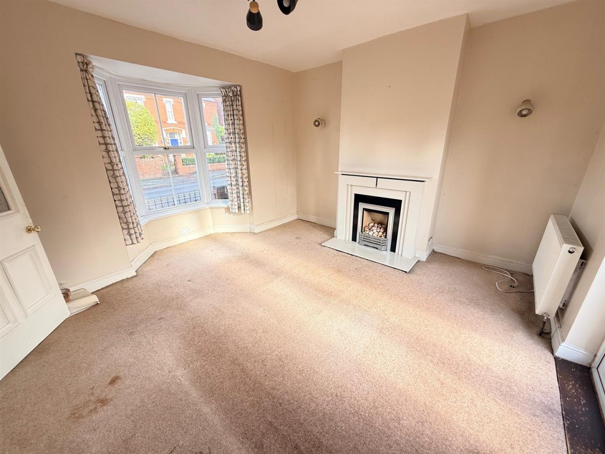 South Road, Stourbridge, DY8 3YB