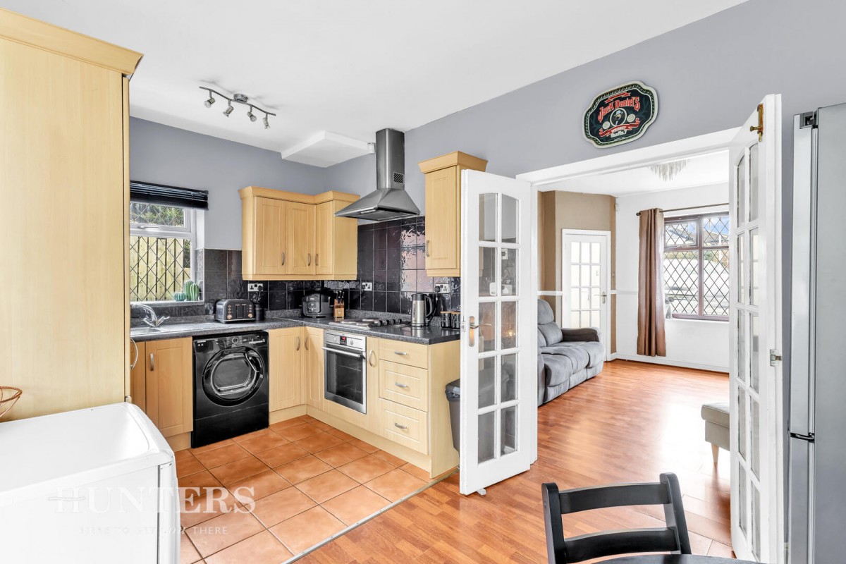 Smithy Bridge Road, Hollingworth Lake OL15 0DB