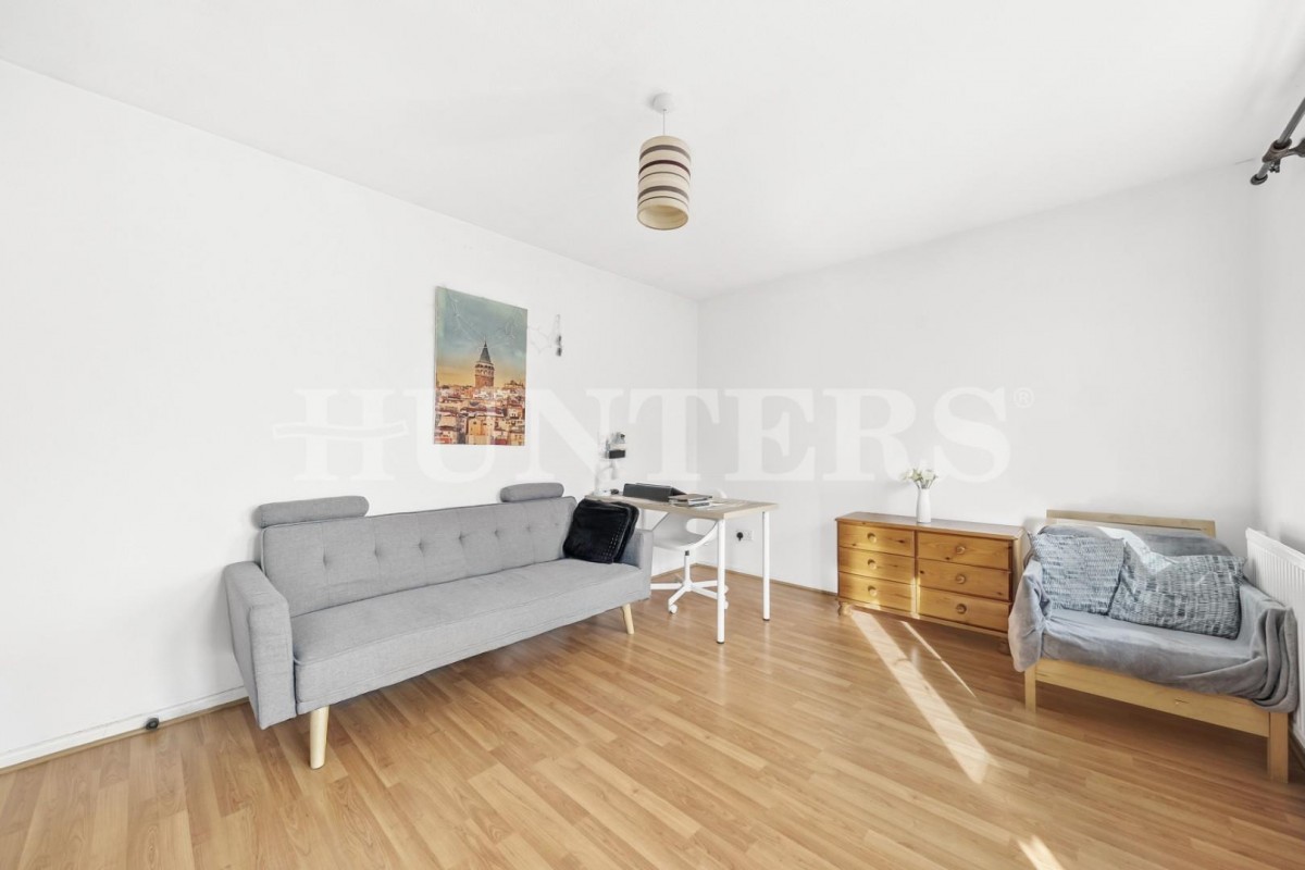 Copperfield Drive, Tottenham, N15