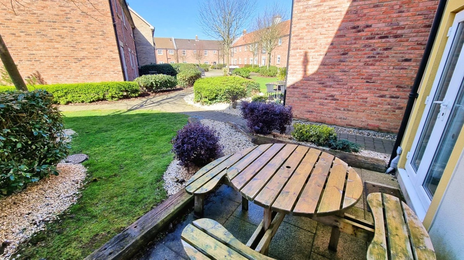 Sunrise Drive, Moor Road, The Bay