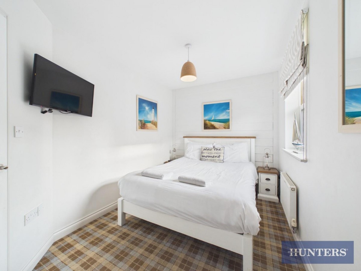 Sunrise Drive, Moor Road, The Bay