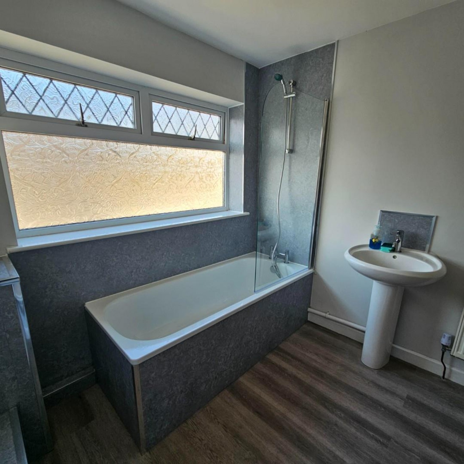 The Avenue, Pontycymer