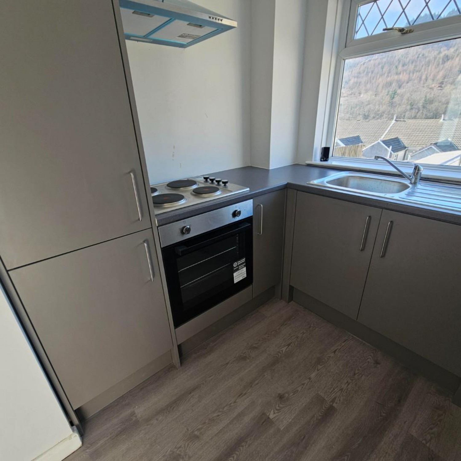 The Avenue, Pontycymer